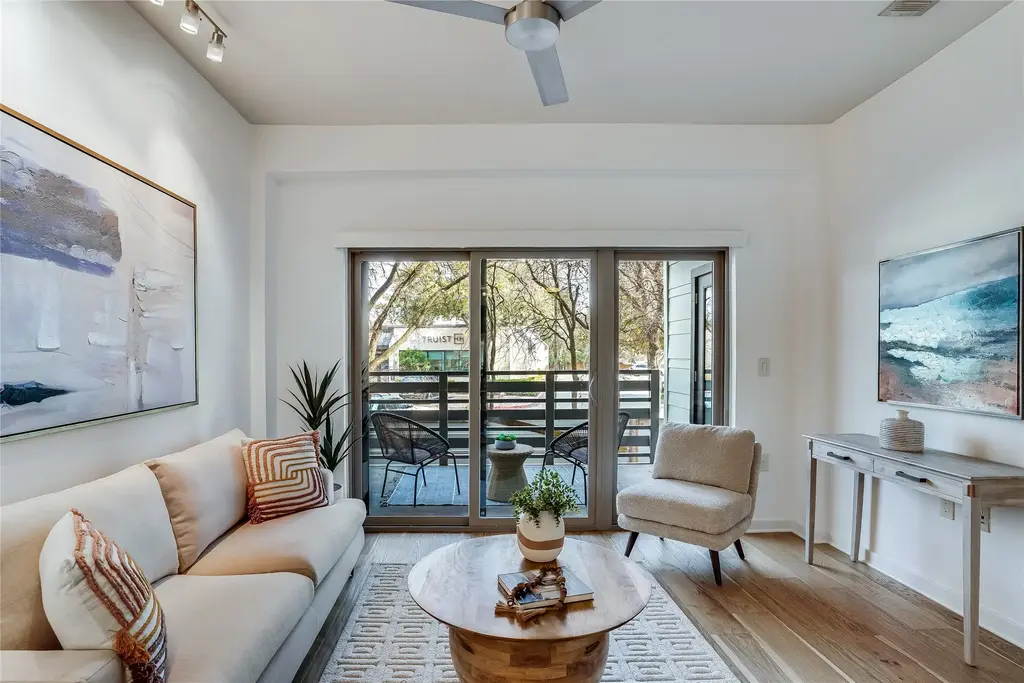 3600 S Lamar Boulevard 115, Austin