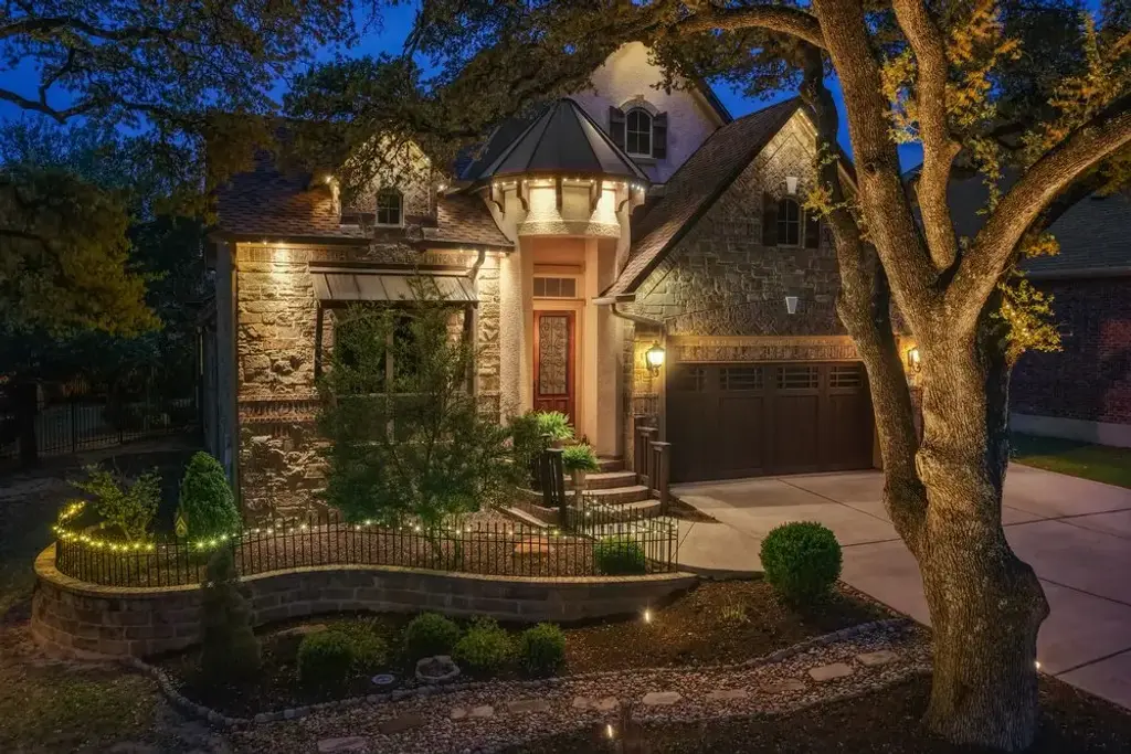 1589 Cool Spring Way, Austin
