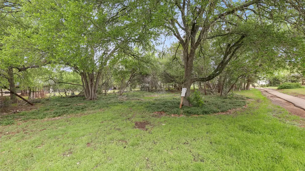 101 Brookhollow Drive, Wimberley