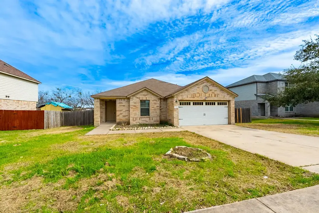 20309 Dark Tree Cove, Round Rock