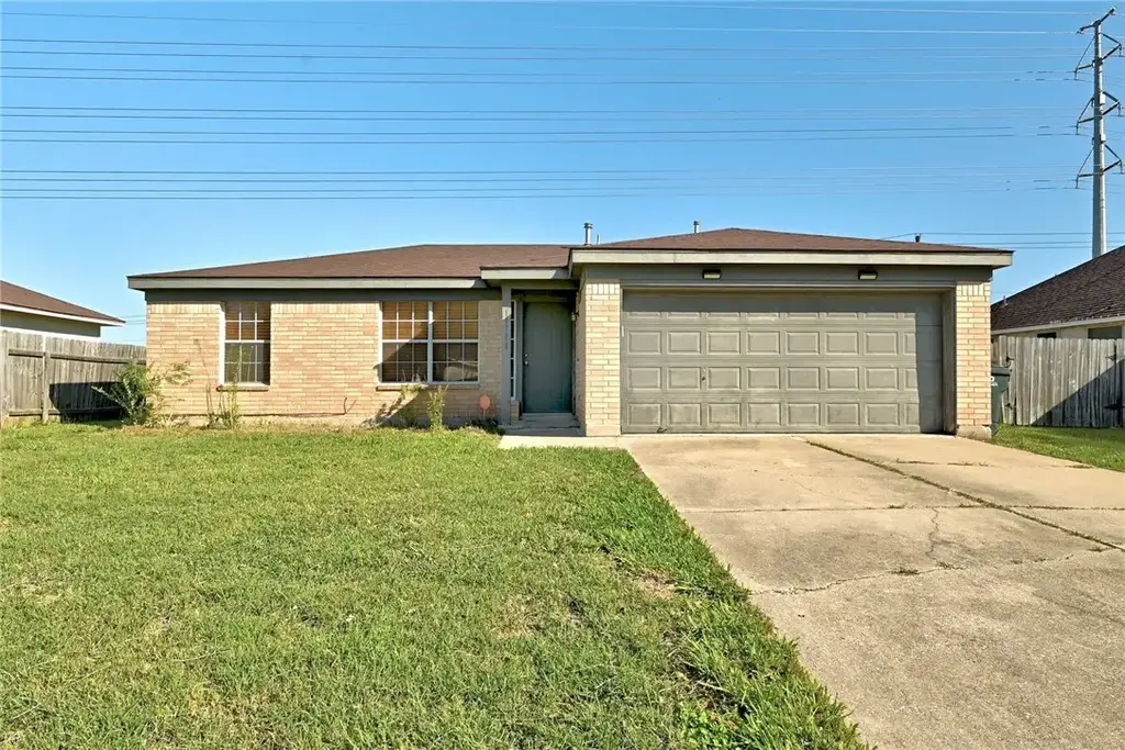 11724 Gemmer Street, Del Valle