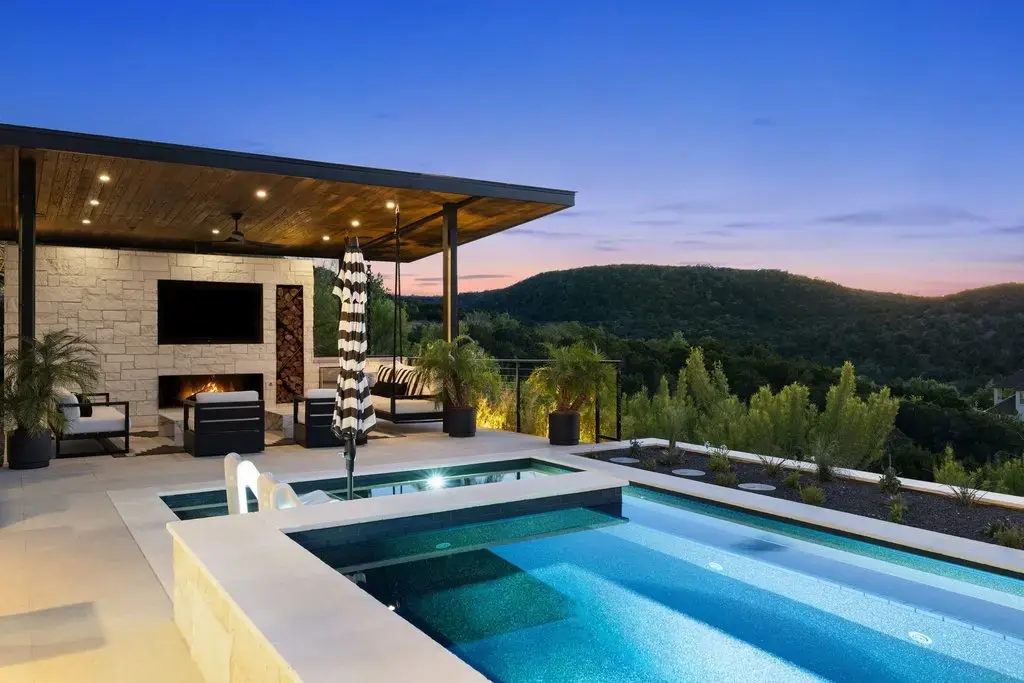 6900 Davenport Divide Road, Austin