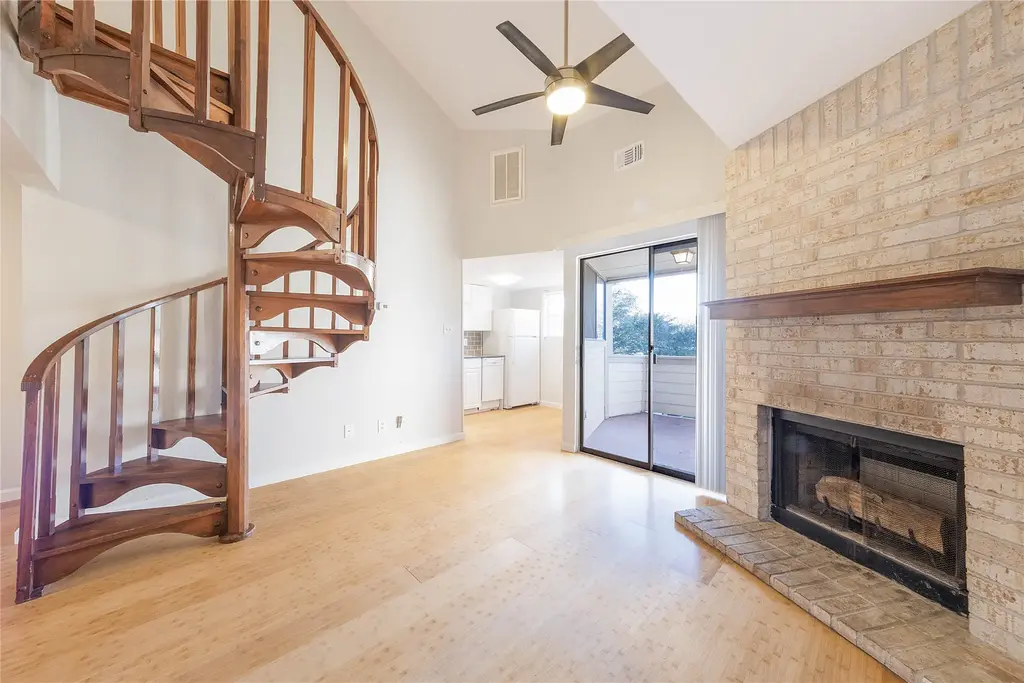 2500 Burleson Road 512, Austin