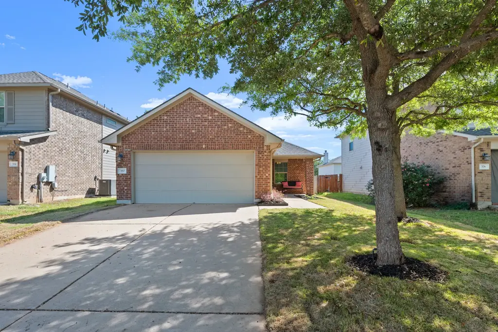 380 Housefinch Loop, Leander