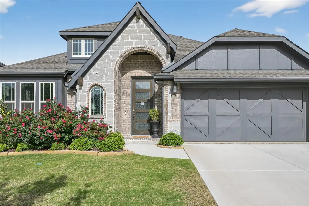7213 Cherry Blossom Lane, Aubrey