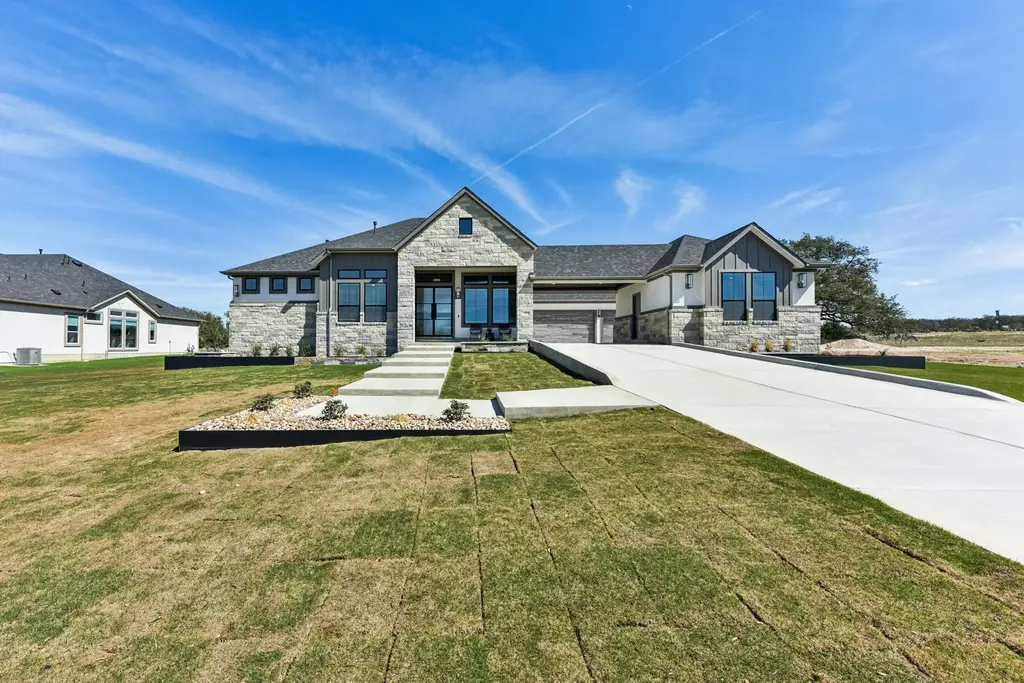 1004 Doelling Drive, Florence