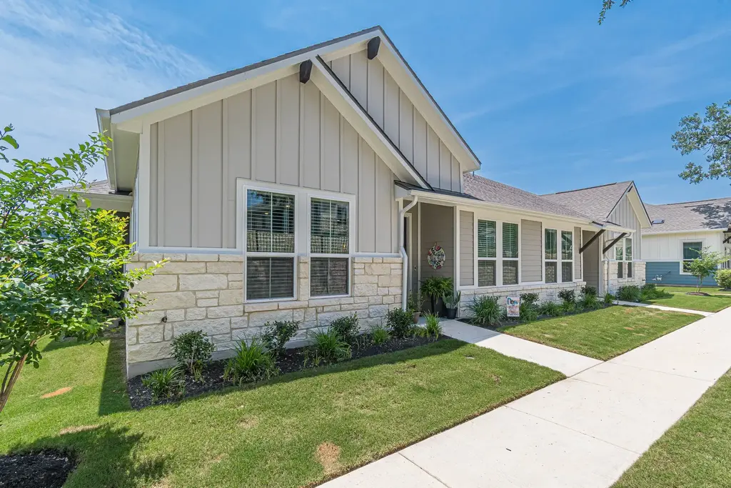 138 Harborside Drive 101, San Marcos