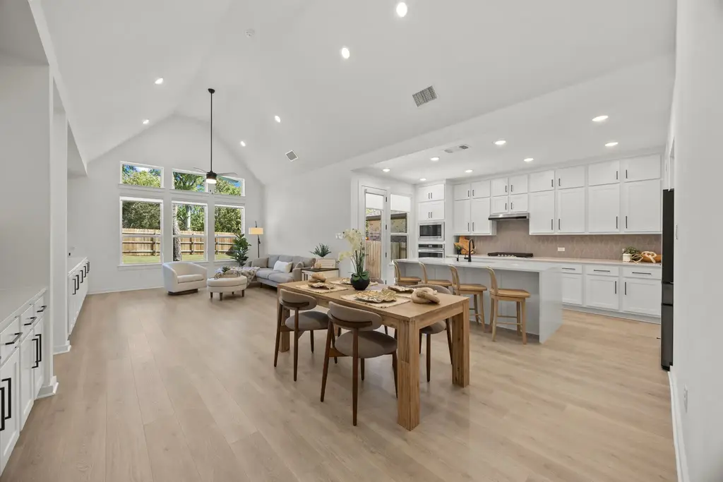 6000 Sean Paul Lane, Georgetown