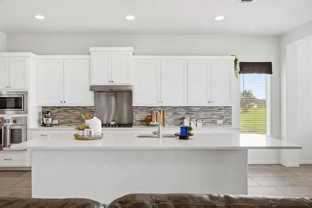 192 Raptor Beak Way, Cedar Creek