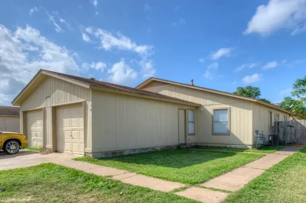 6906 Deep Circle B, Austin