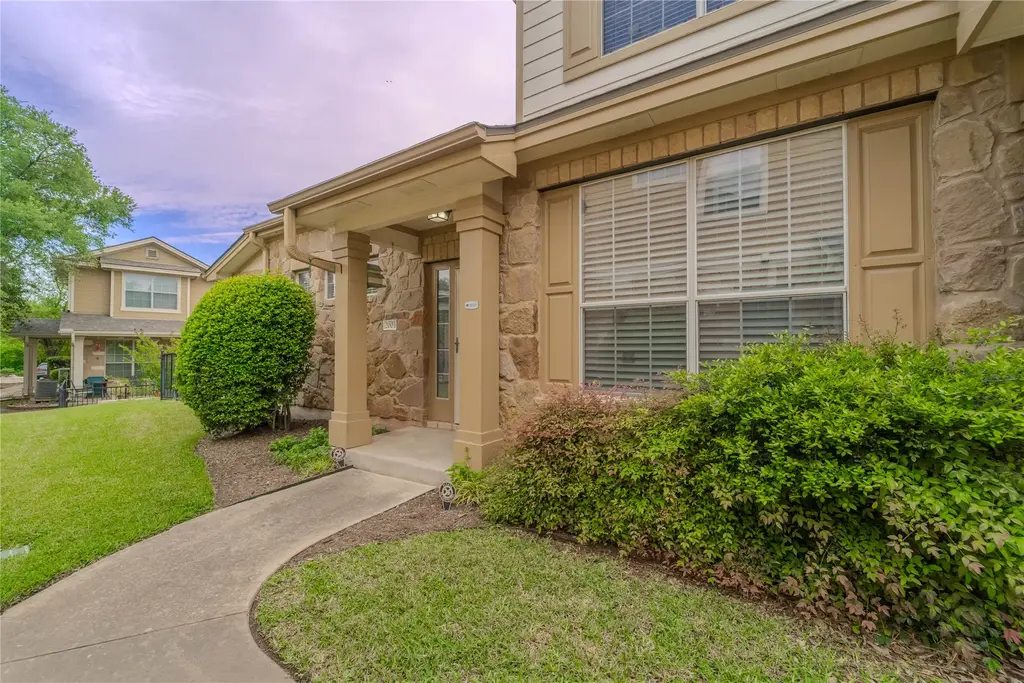 16100 S Great Oaks Drive 2003, Round Rock
