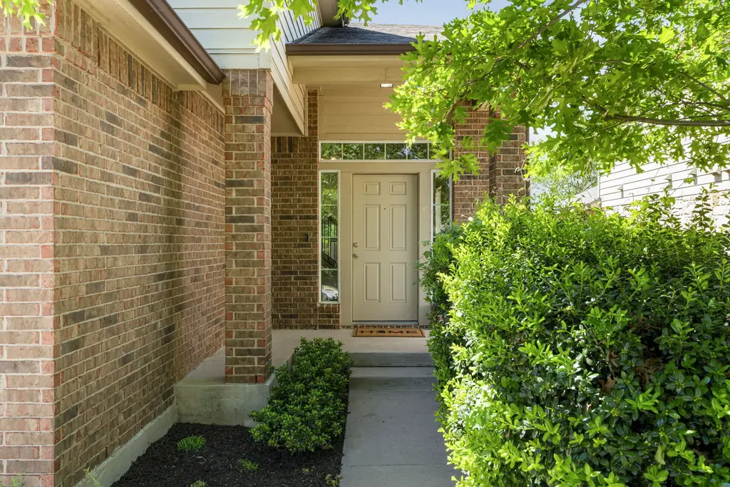 2217 Nestlewood Drive, Austin