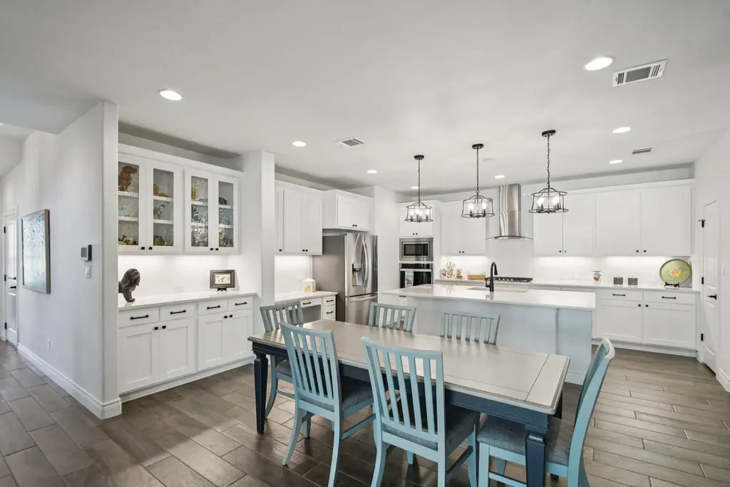 804 Indian Hawthorne Drive, Georgetown
