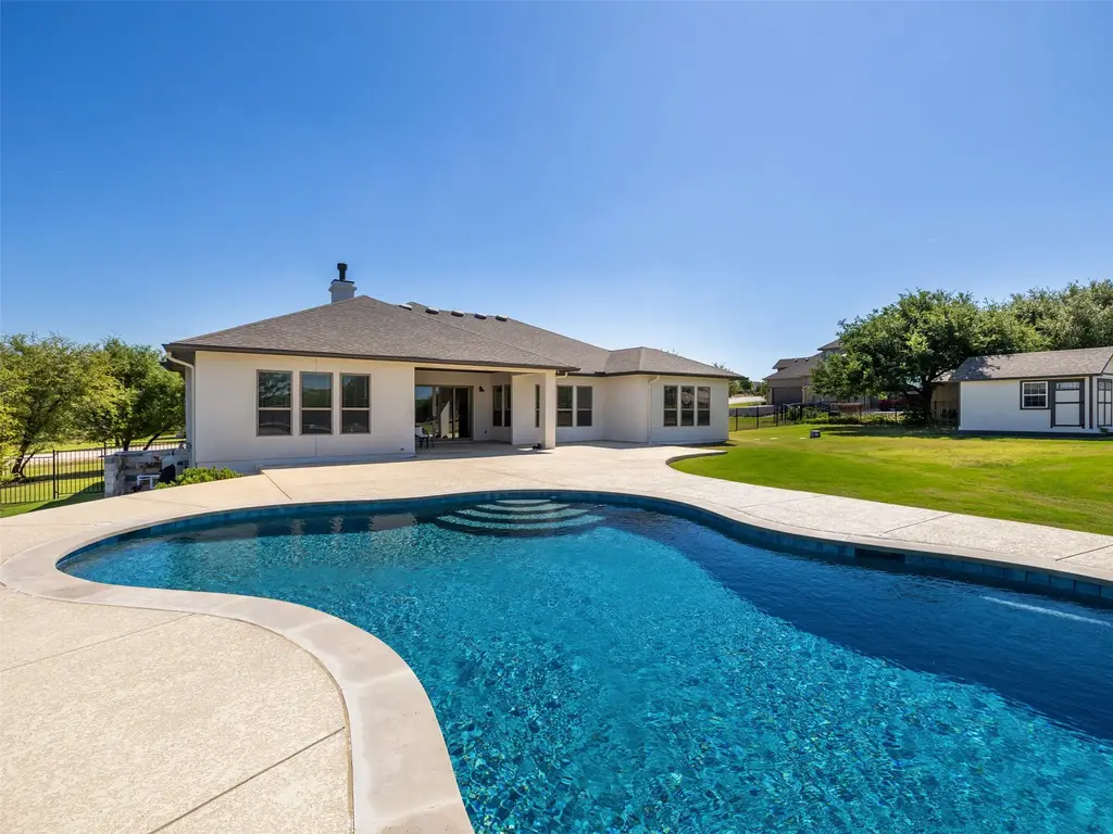 505 Lodge Court, Liberty Hill