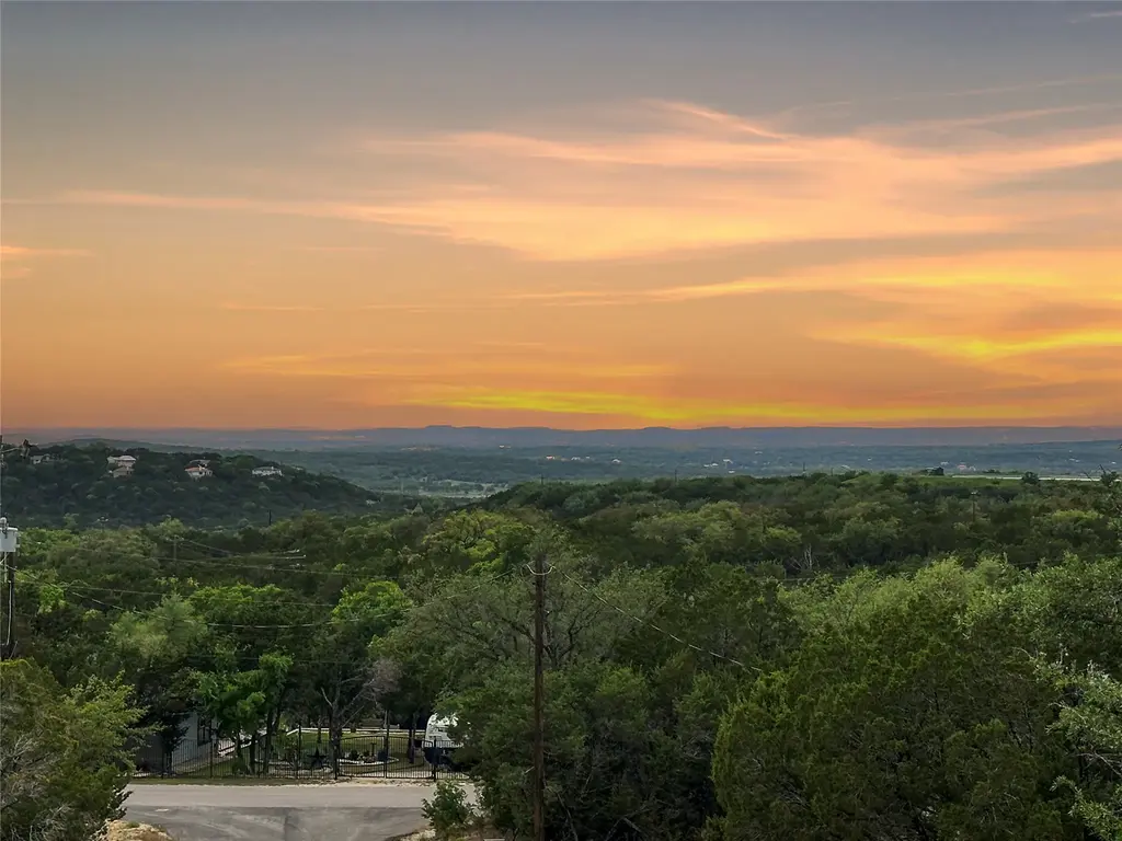8632 Big Horn Circle, Lago Vista