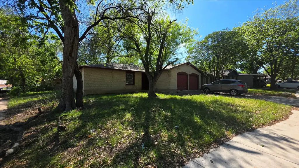 101 Starbright Drive, Austin