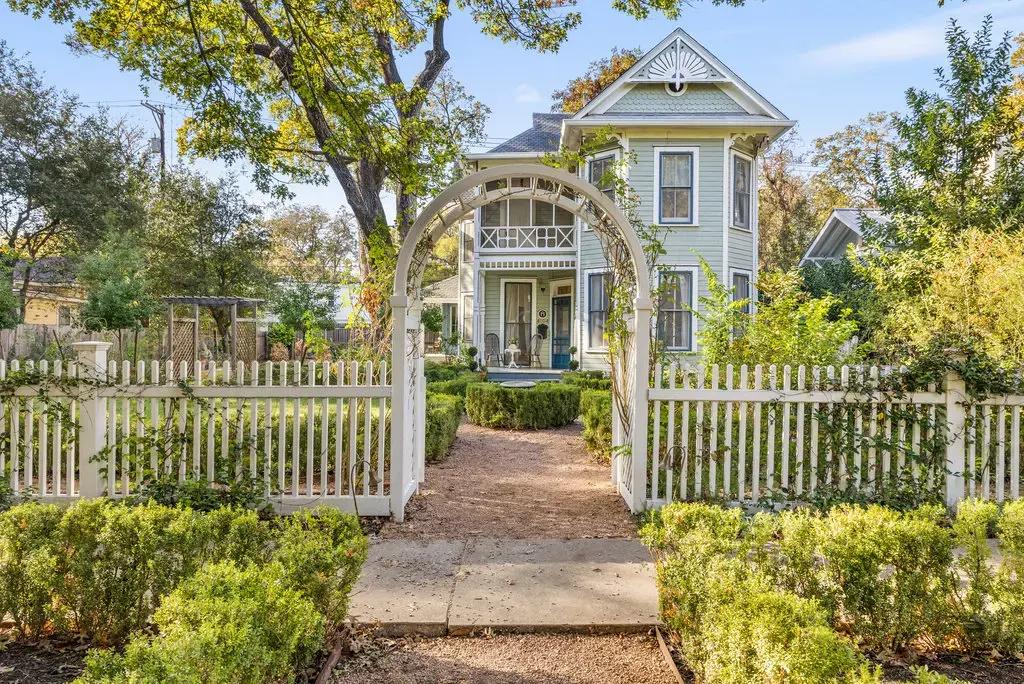 4104 Avenue F, Austin
