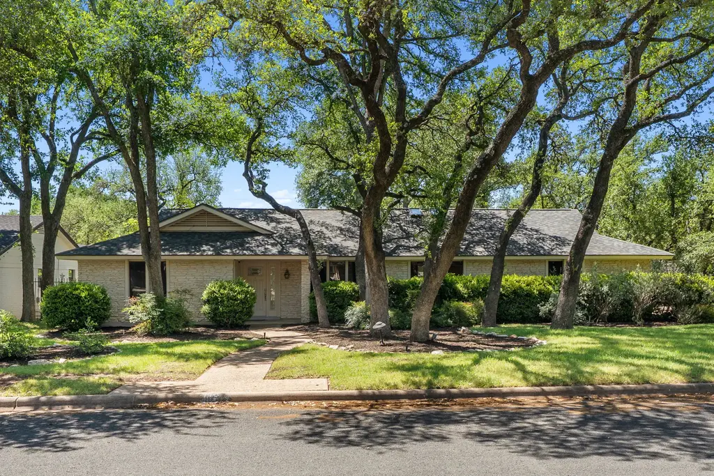 10712 Fountainbleu Circle, Austin