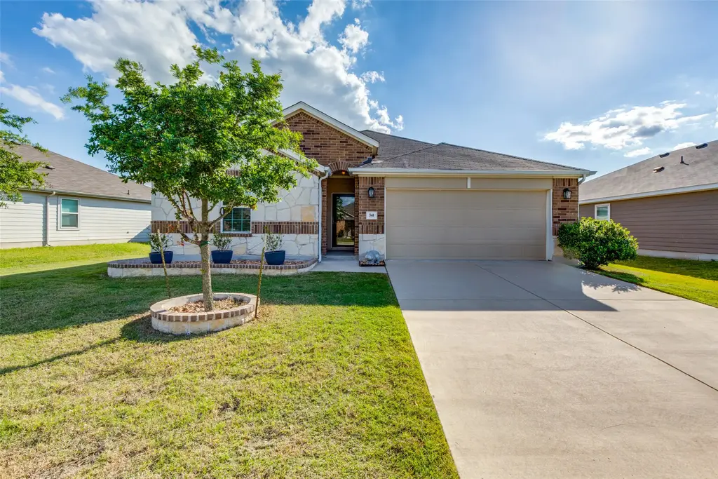 741 Carol Drive, Hutto