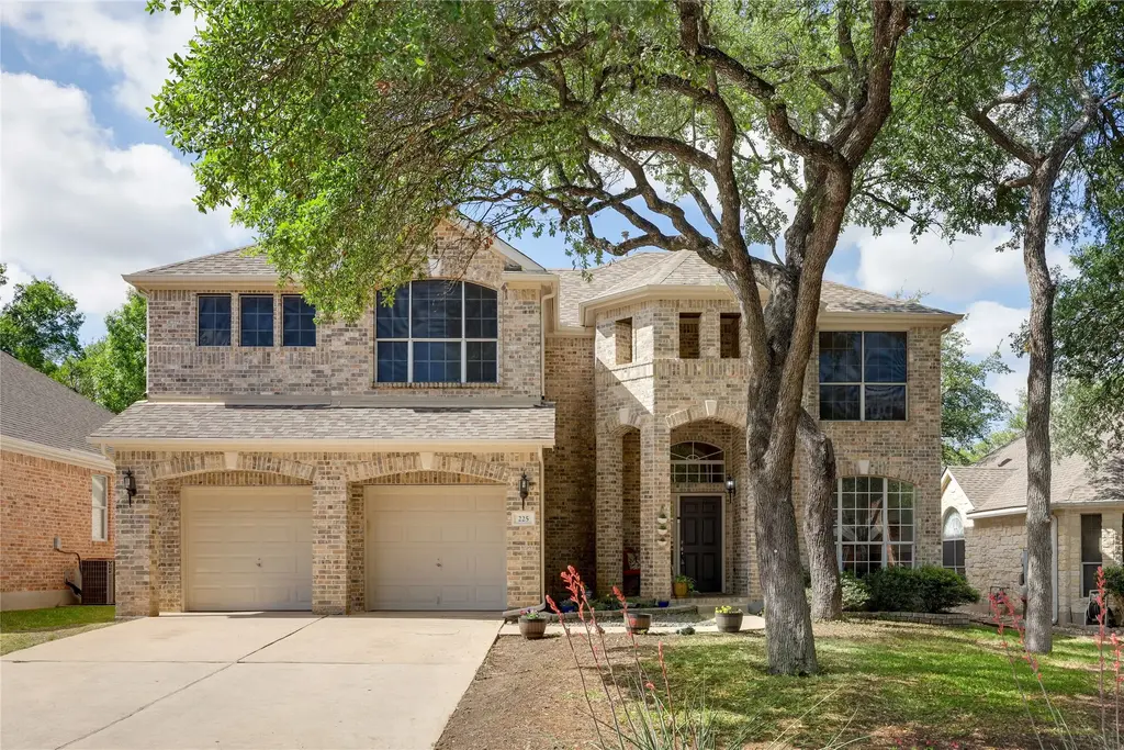 225 Trophy Pass, Austin