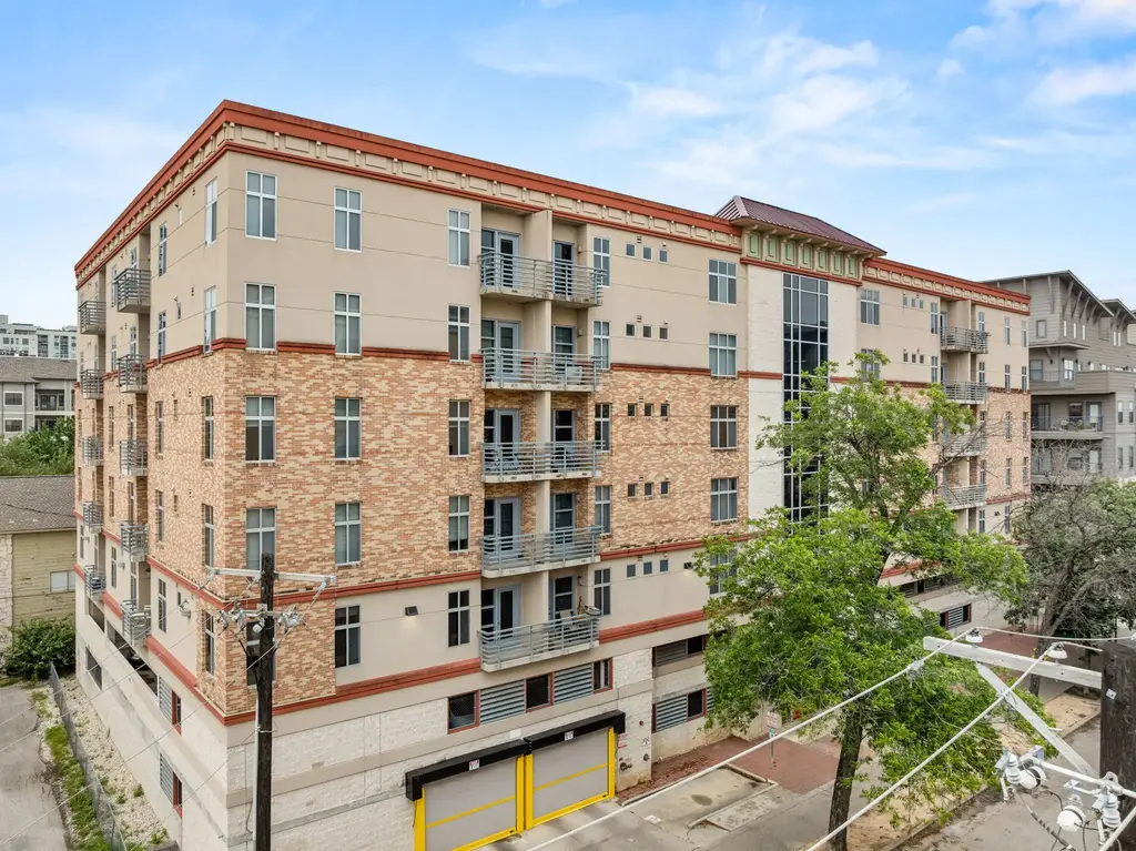 711 W 26th Street 303, Austin