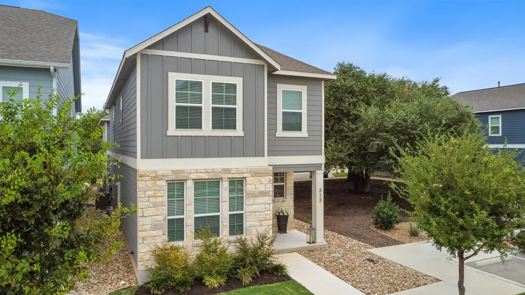313 Toddy Way, Leander