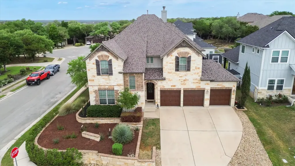 203 Ancient Oak Way, San Marcos