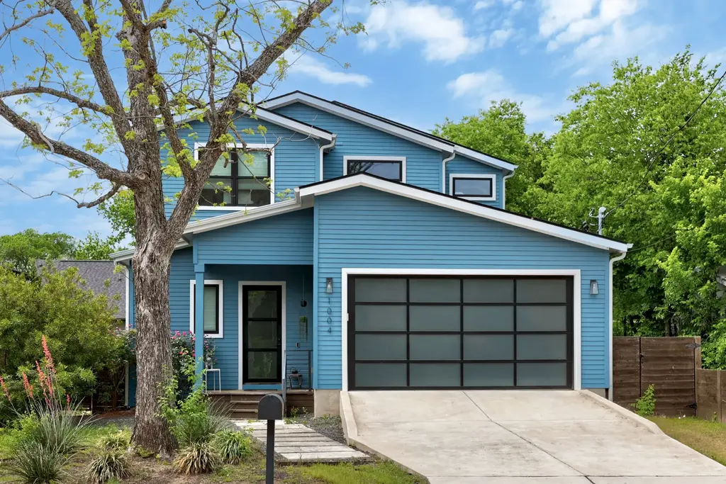 1004 Lott Avenue, Austin