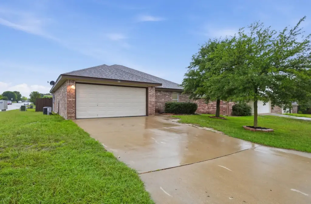 101 Soapstone Drive, Jarrell