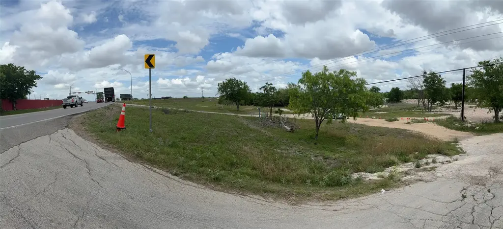10412 Highway Fm 812 Highway, Del Valle