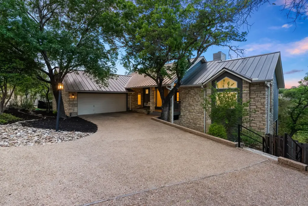 123 Top O The Lake Drive, Lakeway
