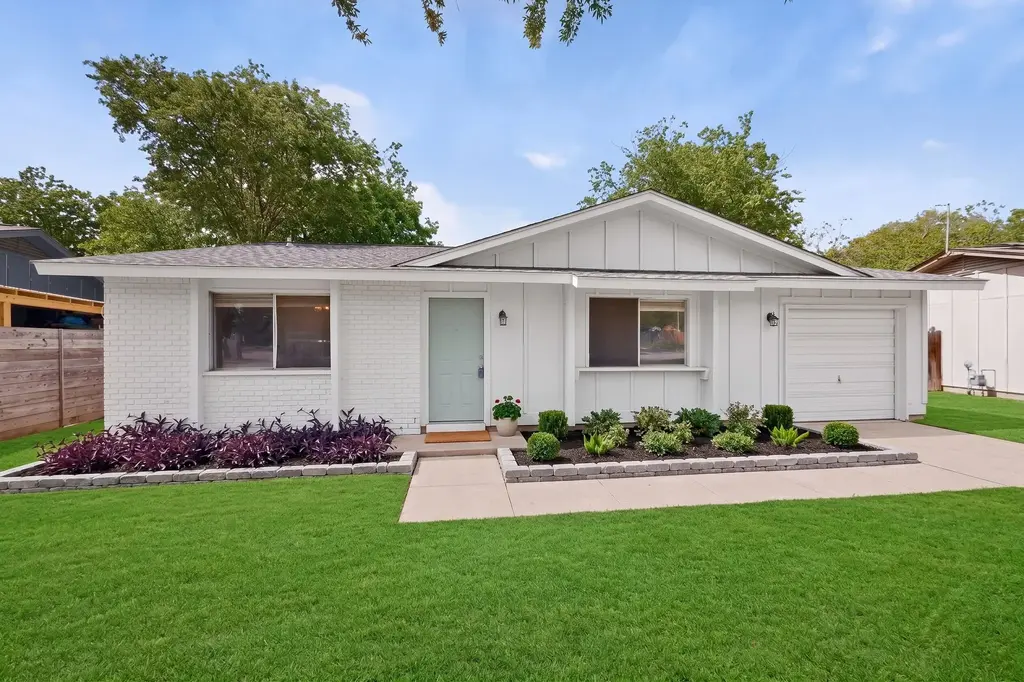 6204 Shadow Bend, Austin