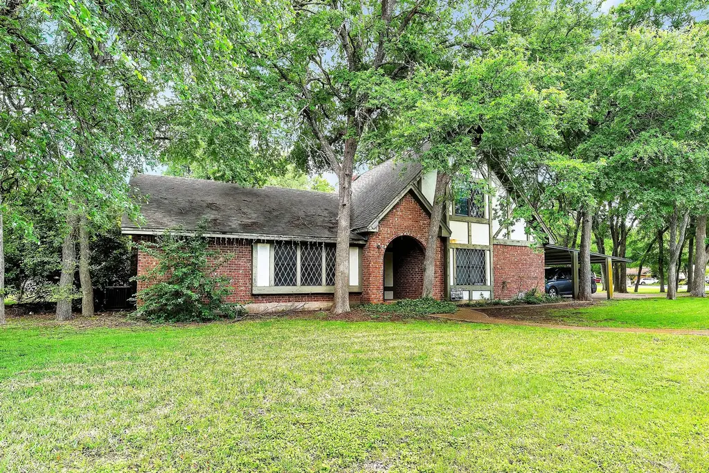609 Deerfoot Drive, Round Rock