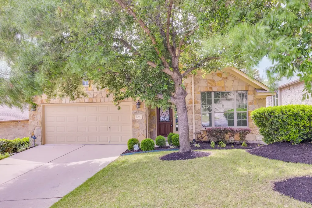 12617 Tierra Grande Trail, Austin