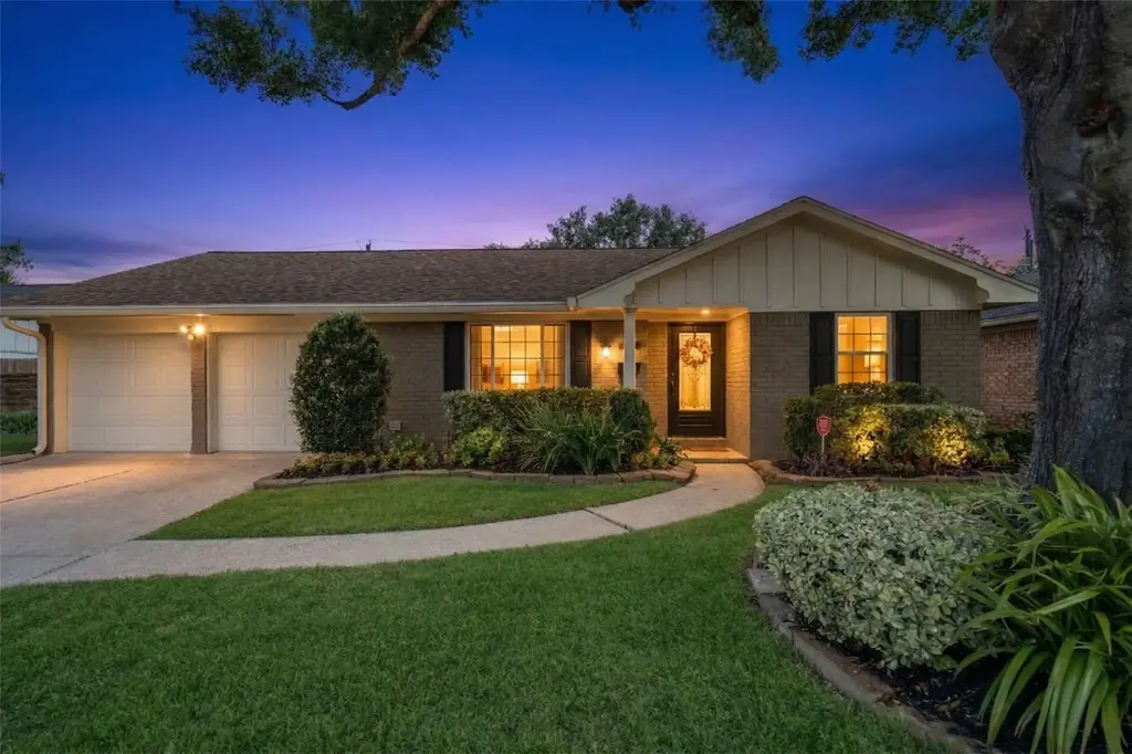 2523 Droxford Drive, Houston