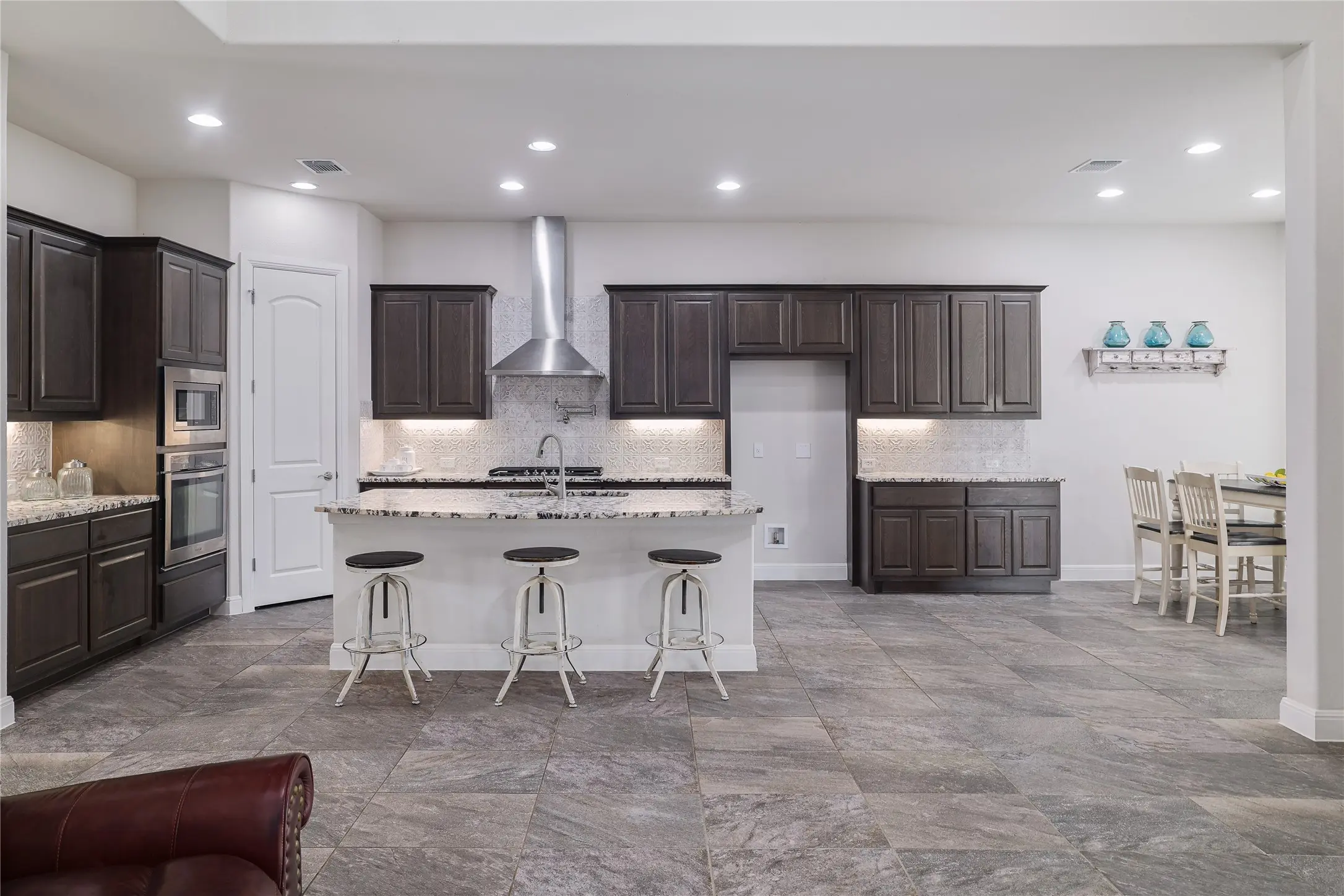 Photo of Listing #5052947