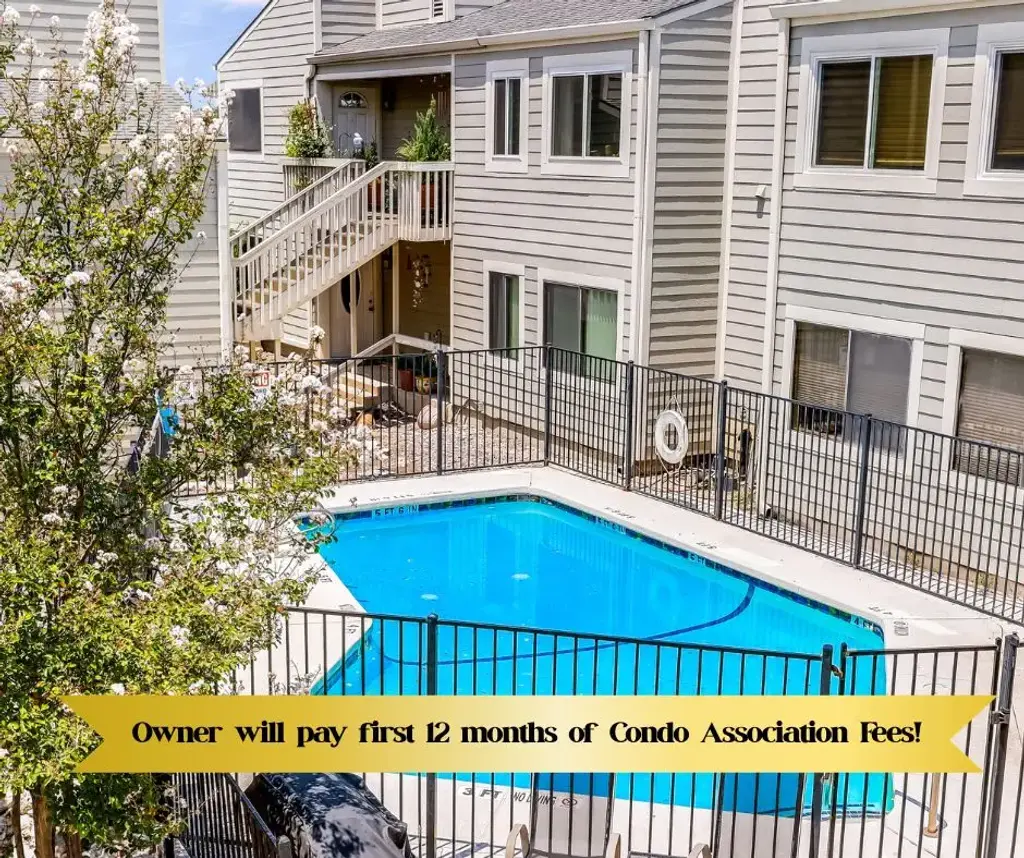 5801 Thunderbird Street A15, Lago Vista