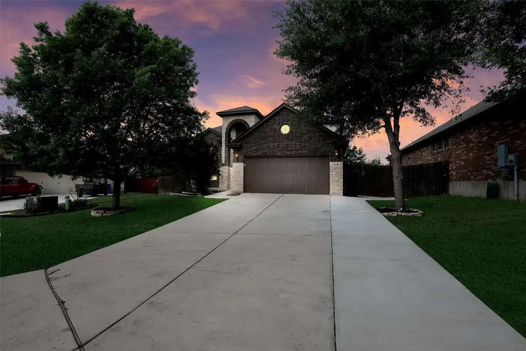 1648 Sun Ledge Way, New Braunfels