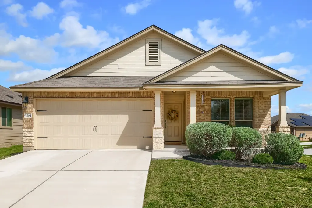 1704 T H Johnson Drive, Taylor