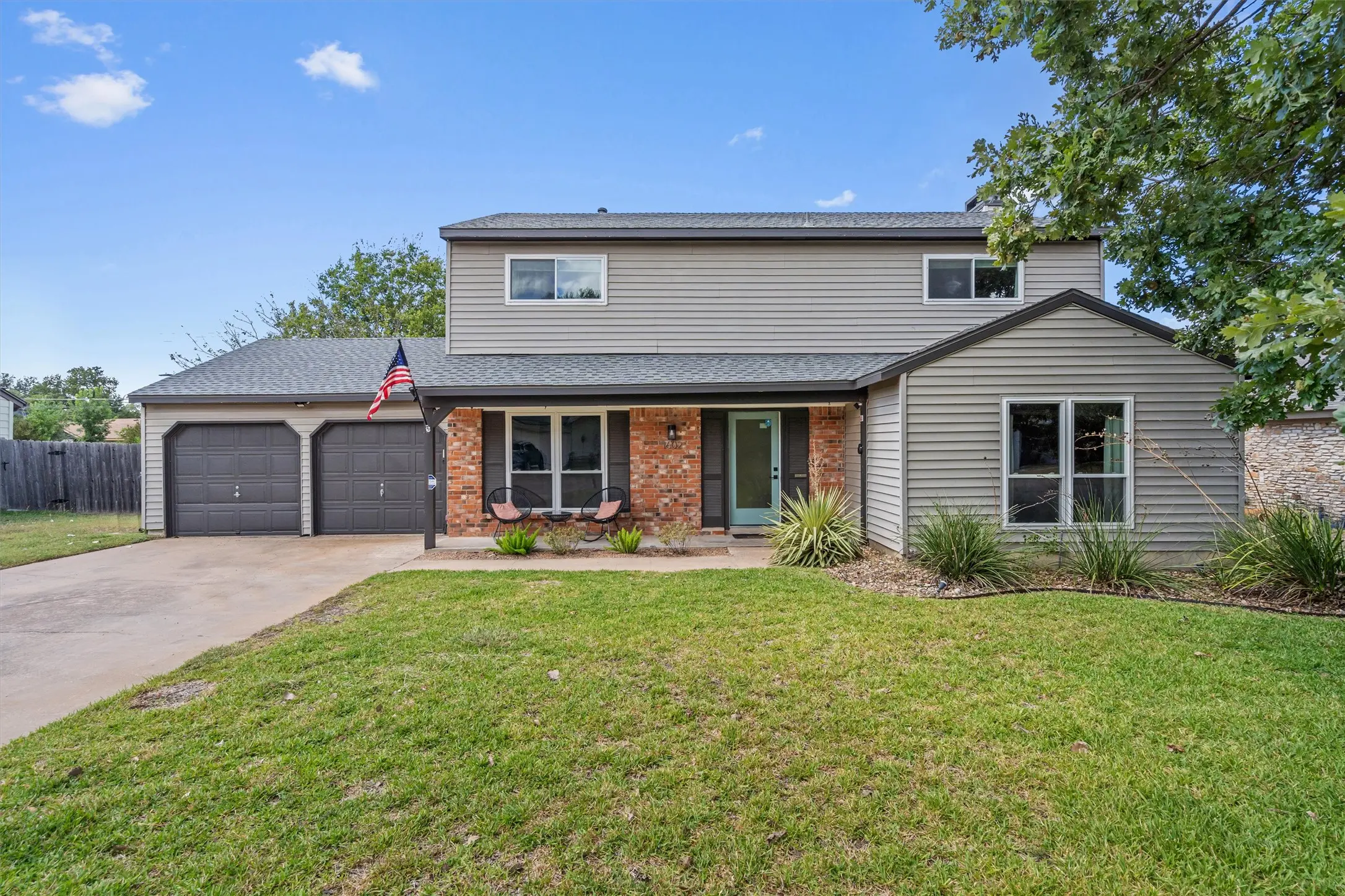Photo of Listing #1153019
