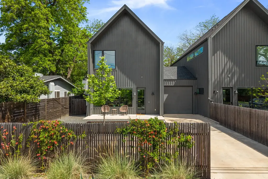 3302 Goodwin Avenue A, Austin