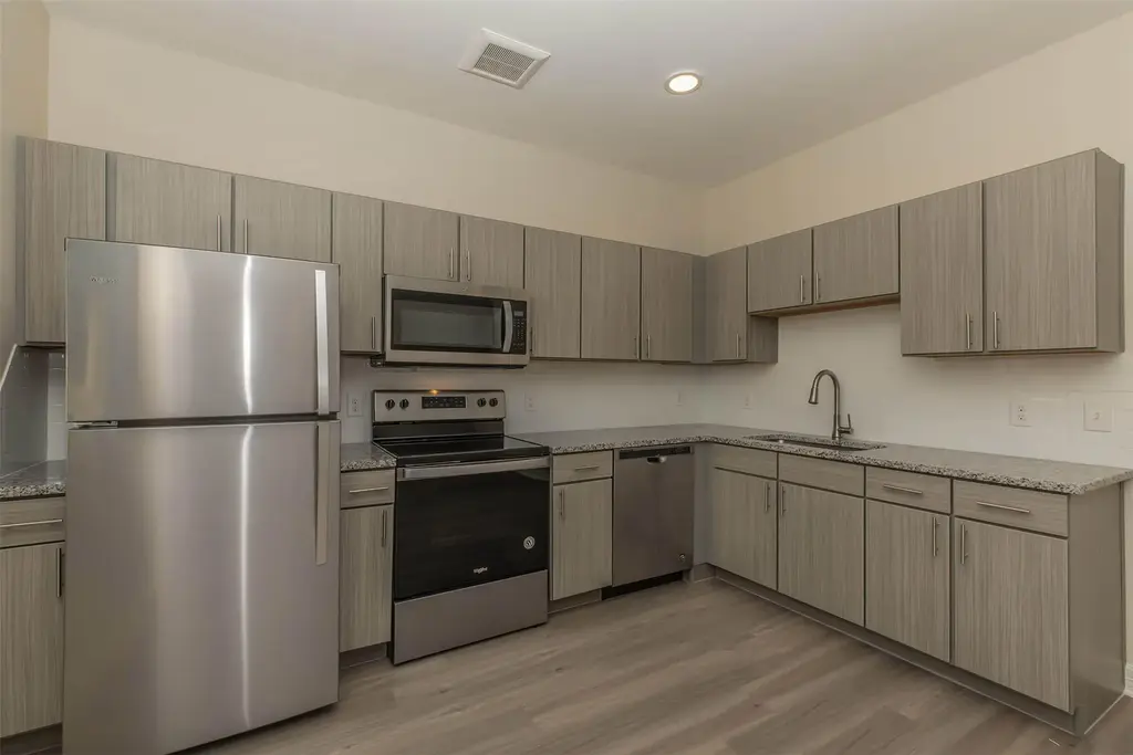 1201 W Whitestone Blvd Boulevard K-202, Cedar Park