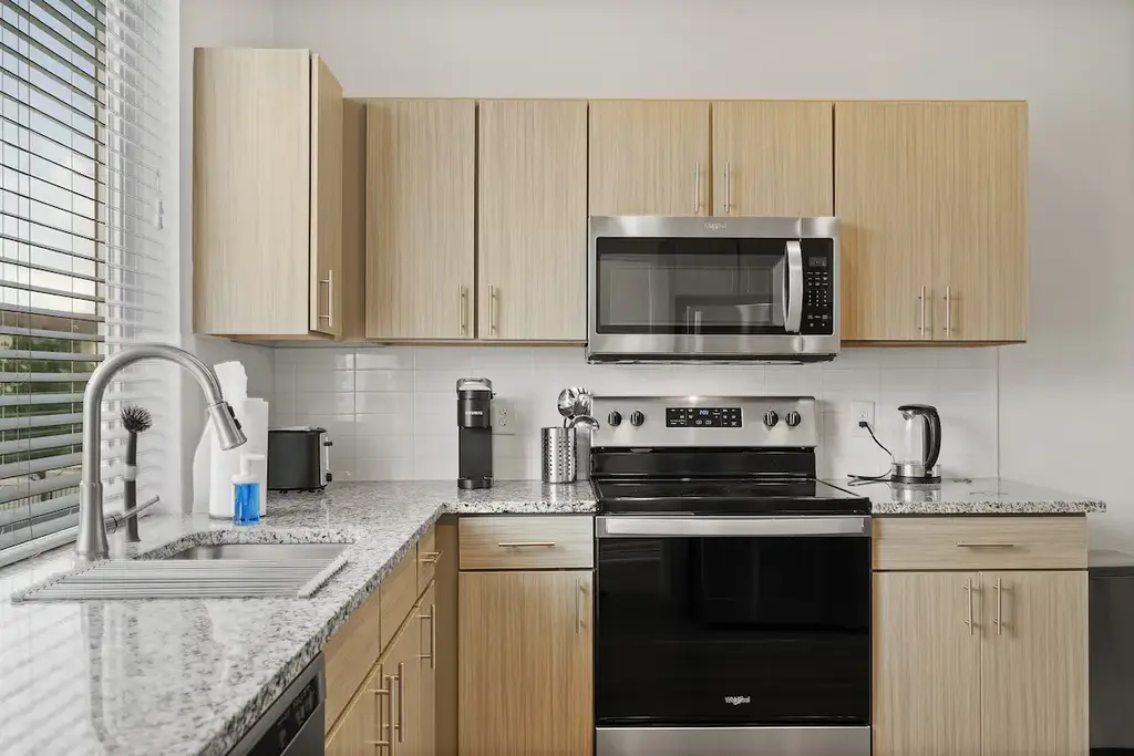 1201 W Whitestone Boulevard G-206, Cedar Park