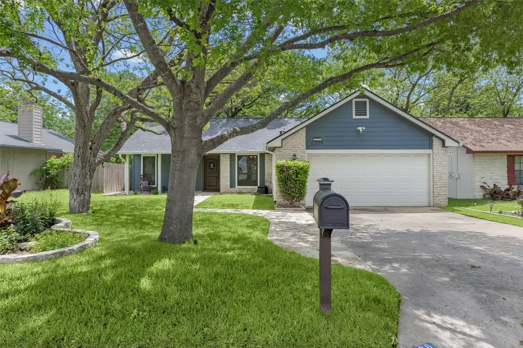 4209 Red Cloud Drive, Austin