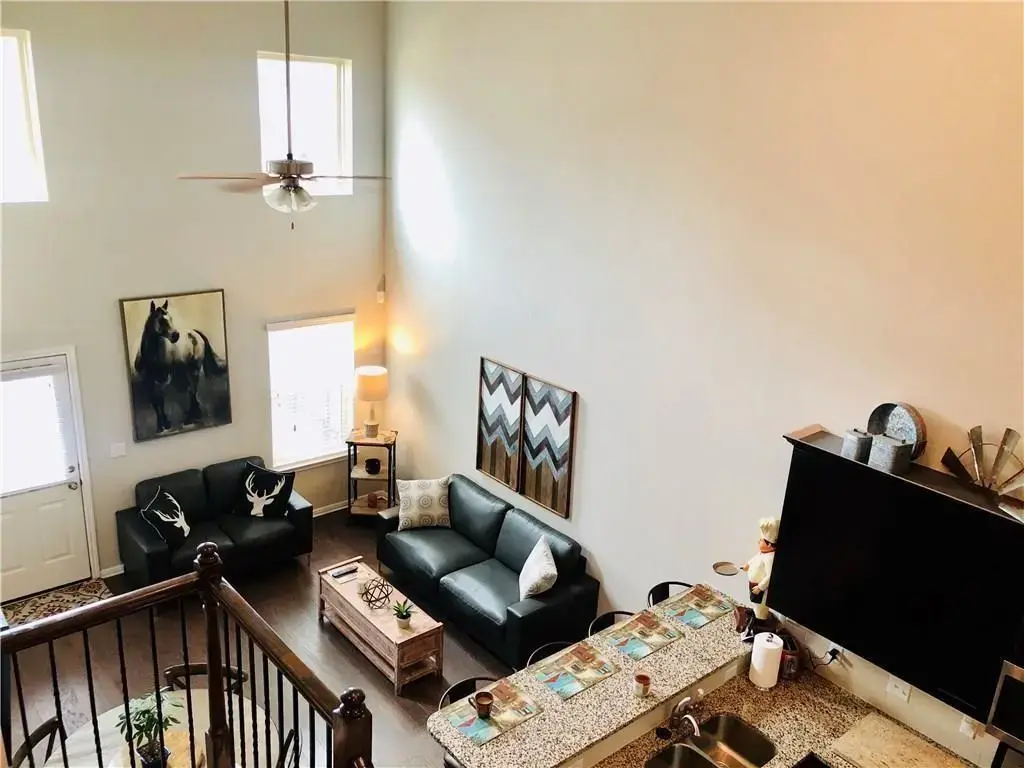 2304 S Lakeline Boulevard 543, Cedar Park