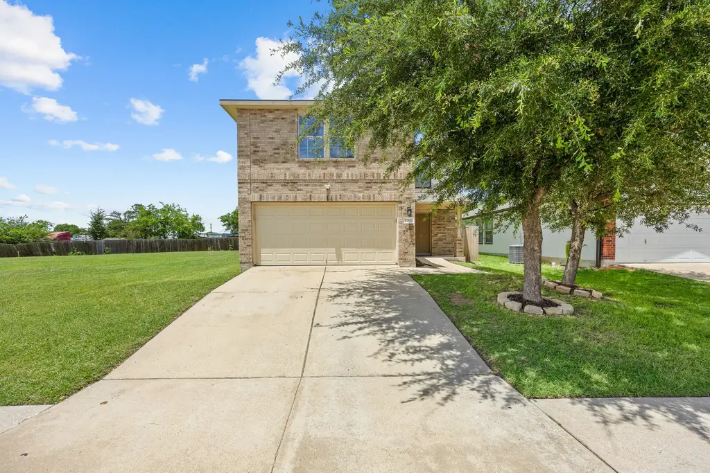 12952 Wedding Drive, Manor