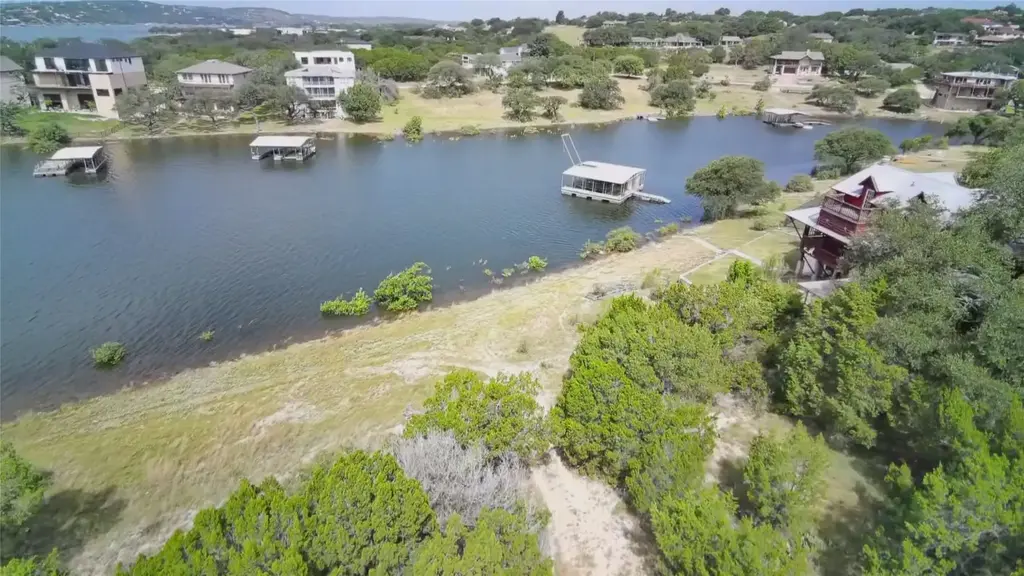 2900 Constitution Drive, Lago Vista