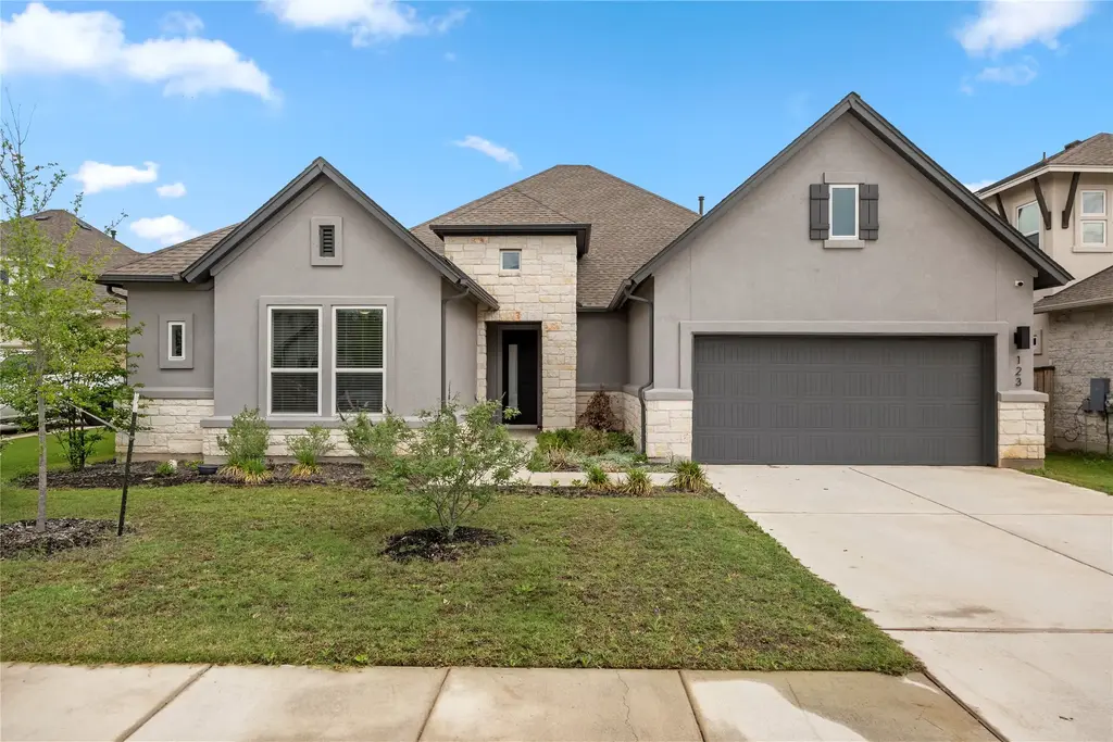 123 Lake Charlotte Creek Drive, Bastrop