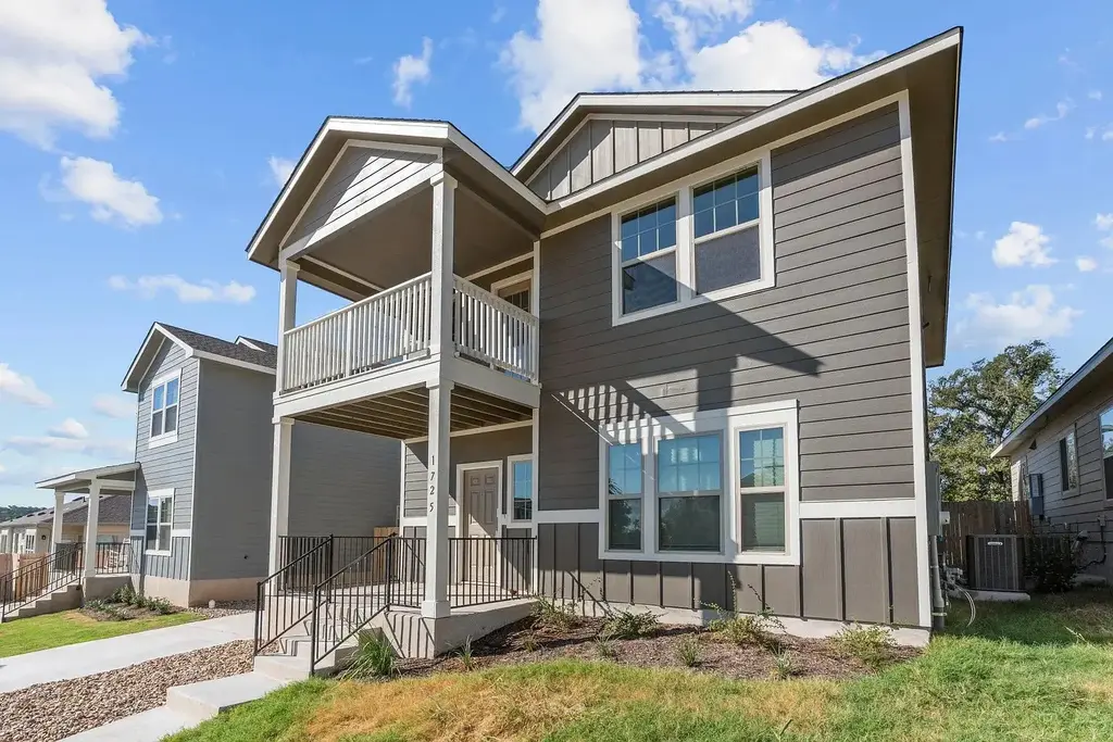 1725 Lakota Lane, Leander