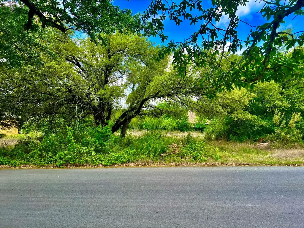 15209 Cavalier Canyon Drive, Lakeway